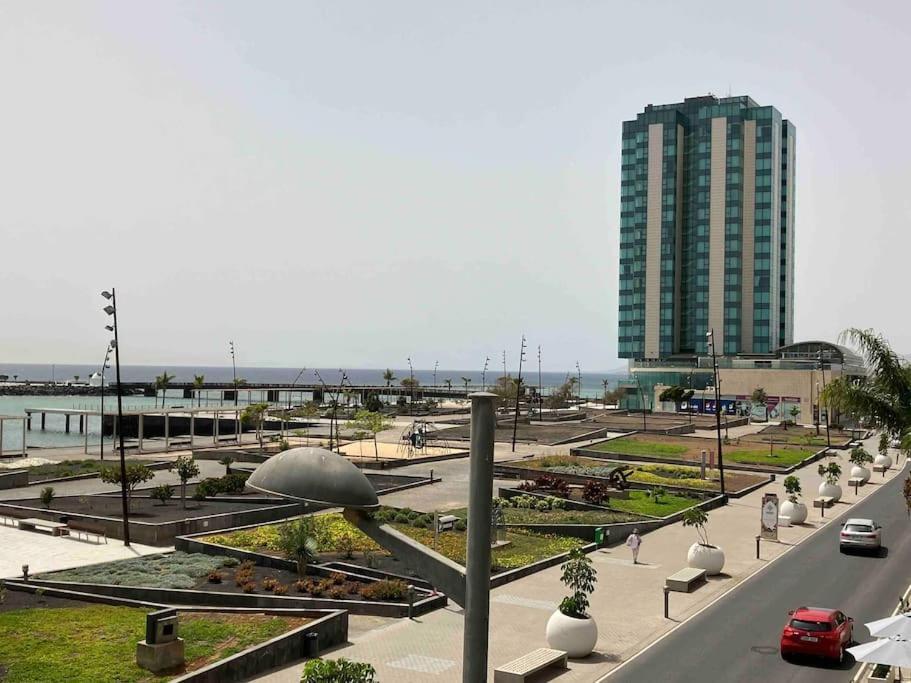 Sea&Harbour Arrecife Apartment Bagian luar foto